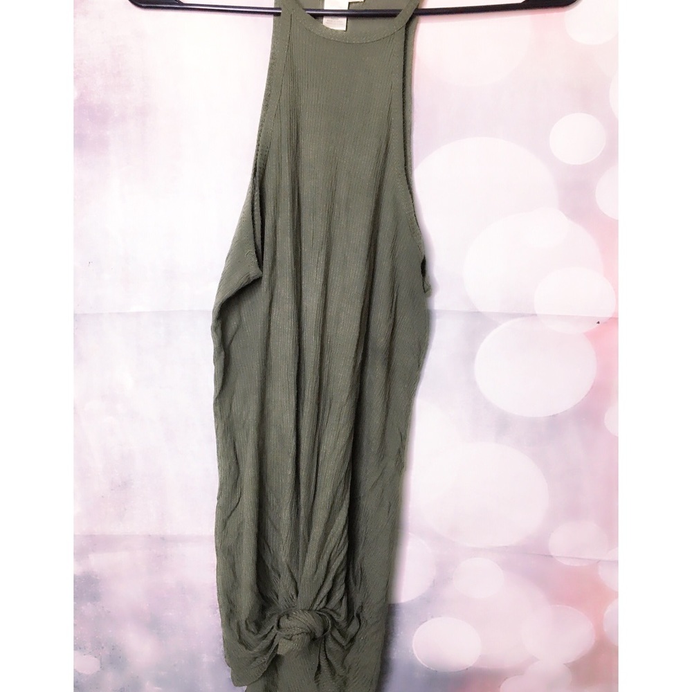 Green tank shirt